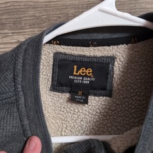 Lee Men's V-Neck Sweater - Dark Gray